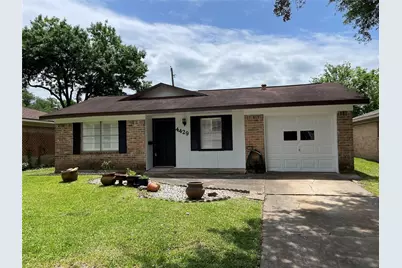 4429 Lafayette Street, Bellaire, TX 77401 - Photo 1