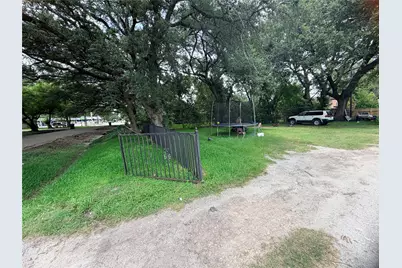 1207 Pirtle Street, Galveston, TX 77568 - Photo 1