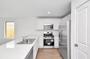 18602 Cepagatti Dr, New Caney, TX 77357 - Photo 5