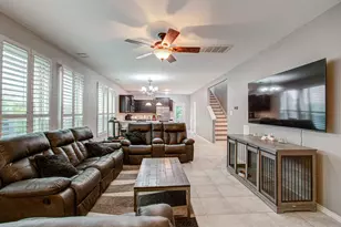 6882 Dogwood Cliff Ln, League City, TX 77539 - Photo 5