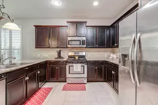 6882 Dogwood Cliff Ln, League City, TX 77539 - Photo 13