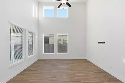 7734 Clover Gully Lane, Katy, TX 77493 - Photo 11