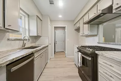 1915 Michele Drive, Sugar Land, TX 77498 - Photo 13