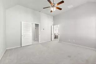 4007 Centre Valley Ln, Houston, TX 77043 - Photo 25