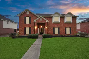 1410 Long View Dr, Pearland, TX 77581 - Photo 1