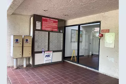 3075 Walnut Bend Lane #33, Houston, TX 77042 - Photo 3