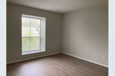 3075 Walnut Bend Lane #33, Houston, TX 77042 - Photo 13