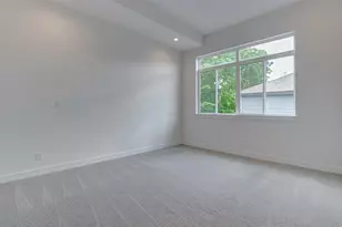 8926 Spring Knoll Forest Dr, Houston, TX 77080 - Photo 17