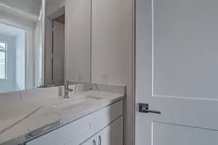 8926 Spring Knoll Forest Dr, Houston, TX 77080 - Photo 13