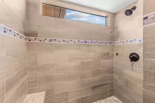 9621 Longmont Dr, Houston, TX 77063 - Photo 27