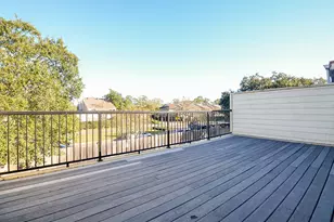 4 Bayou Pointe Dr, Houston, TX 77063 - Photo 33