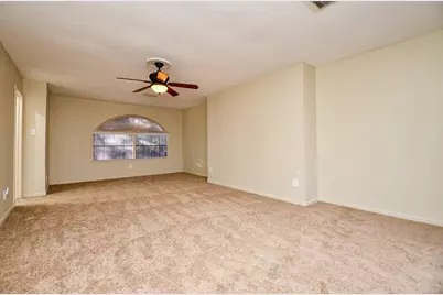 4 Bayou Pointe Drive, Houston, TX 77063 - Photo 25