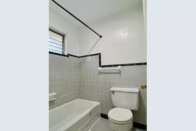 3420 Mount Vernon Street #13, Houston, TX 77006 - Photo 9