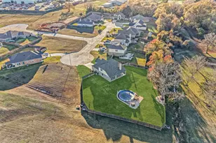 1700 Twin Oaks Cir, Brenham, TX 77833 - Photo 27