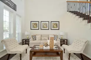 723 Overdell Dr, Sugar Land, TX 77479 - Photo 5