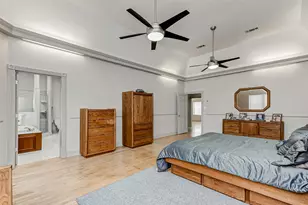 101 N Main St, Baytown, TX 77520 - Photo 13