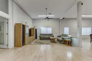 101 N Main St, Baytown, TX 77520 - Photo 5