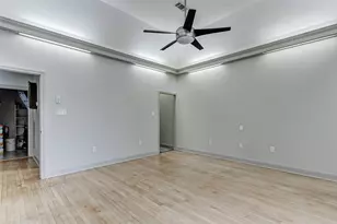 101 N Main St, Baytown, TX 77520 - Photo 17