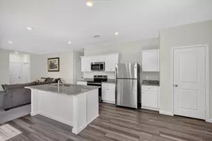 31318 Gayle Prairie Oaks St, Waller, TX 77484 - Photo 15