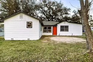 104 County Road 2401, Hull, TX 77564 - Photo 3