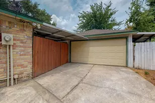 24314 Spring Mill Ln, Spring, TX 77373 - Photo 49