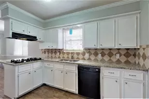 24314 Spring Mill Ln, Spring, TX 77373 - Photo 15