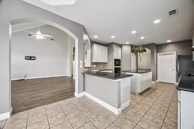 5102 Hidden Brook Ln, League City, TX 77573 - Photo 13
