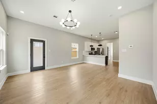 5942 Southridge St, Houston, TX 77033 - Photo 3