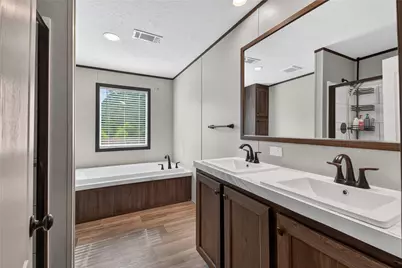 12576 Stablegate Drive, Conroe, TX 77306 - Photo 5