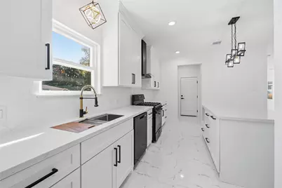 6063 Townsan Road, Houston, TX 77396 - Photo 17