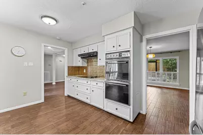 7731 Quail Meadow Drive, Houston, TX 77071 - Photo 15