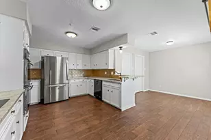 7731 Quail Meadow Dr, Houston, TX 77071 - Photo 11