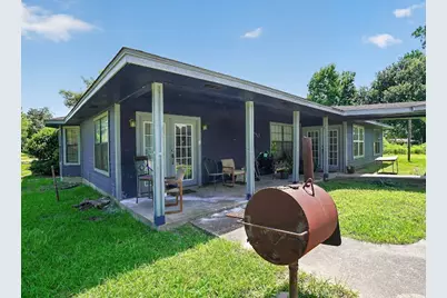 1019 Lamar Street, Liberty, TX 77575 - Photo 3
