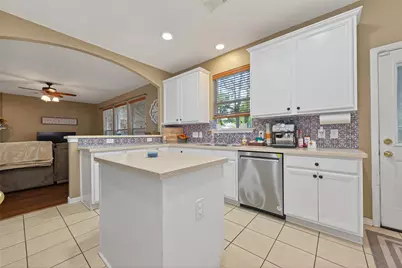 59 Genesee Ridge Drive, The Woodlands, TX 77385 - Photo 19