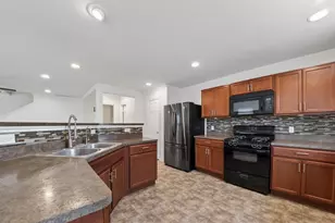 15323 Trinity Meadow Dr, Houston, TX 77489 - Photo 9