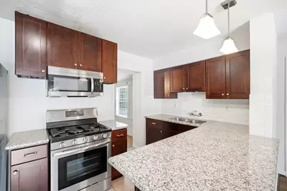 807 E 43rd Street, Houston, TX 77022 - Photo 11