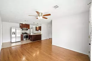 807 E 43rd St, Houston, TX 77022 - Photo 5