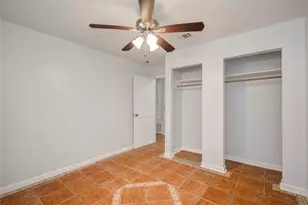 811 W 7th St, Freeport, TX 77541 - Photo 21
