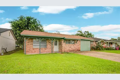 811 W 7th Street, Freeport, TX 77541 - Photo 3