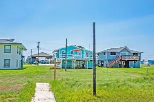 1214 County Rd 201, Sargent, TX 77414 - Photo 43