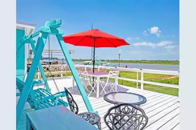 1214 County Road 201, Sargent, TX 77414 - Photo 33