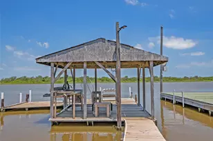 1214 County Rd 201, Sargent, TX 77414 - Photo 3