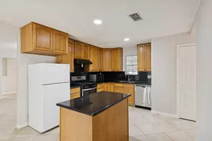 1861 Dolphin Dr, Seabrook, TX 77586 - Photo 11