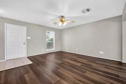 9707 Royal Crest Way, Houston, TX 77083 - Photo 7