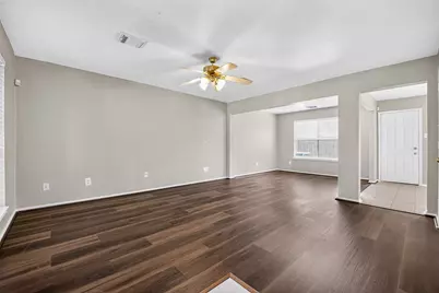 9707 Royal Crest Way, Houston, TX 77083 - Photo 5
