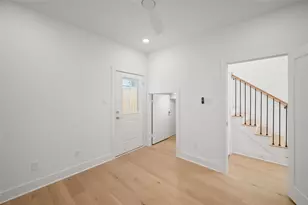 902 Kern St, Houston, TX 77009 - Photo 9