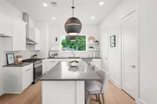 902 Kern St, Houston, TX 77009 - Photo 19