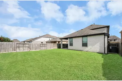 24754 Levante Drive, Richmond, TX 77406 - Photo 9