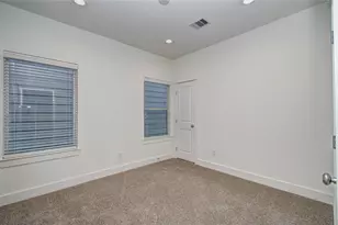 556 Janisch Rd, Houston, TX 77018 - Photo 17