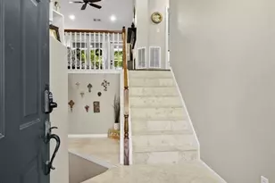 109 Avonlea, The Woodlands, TX 77382 - Photo 3